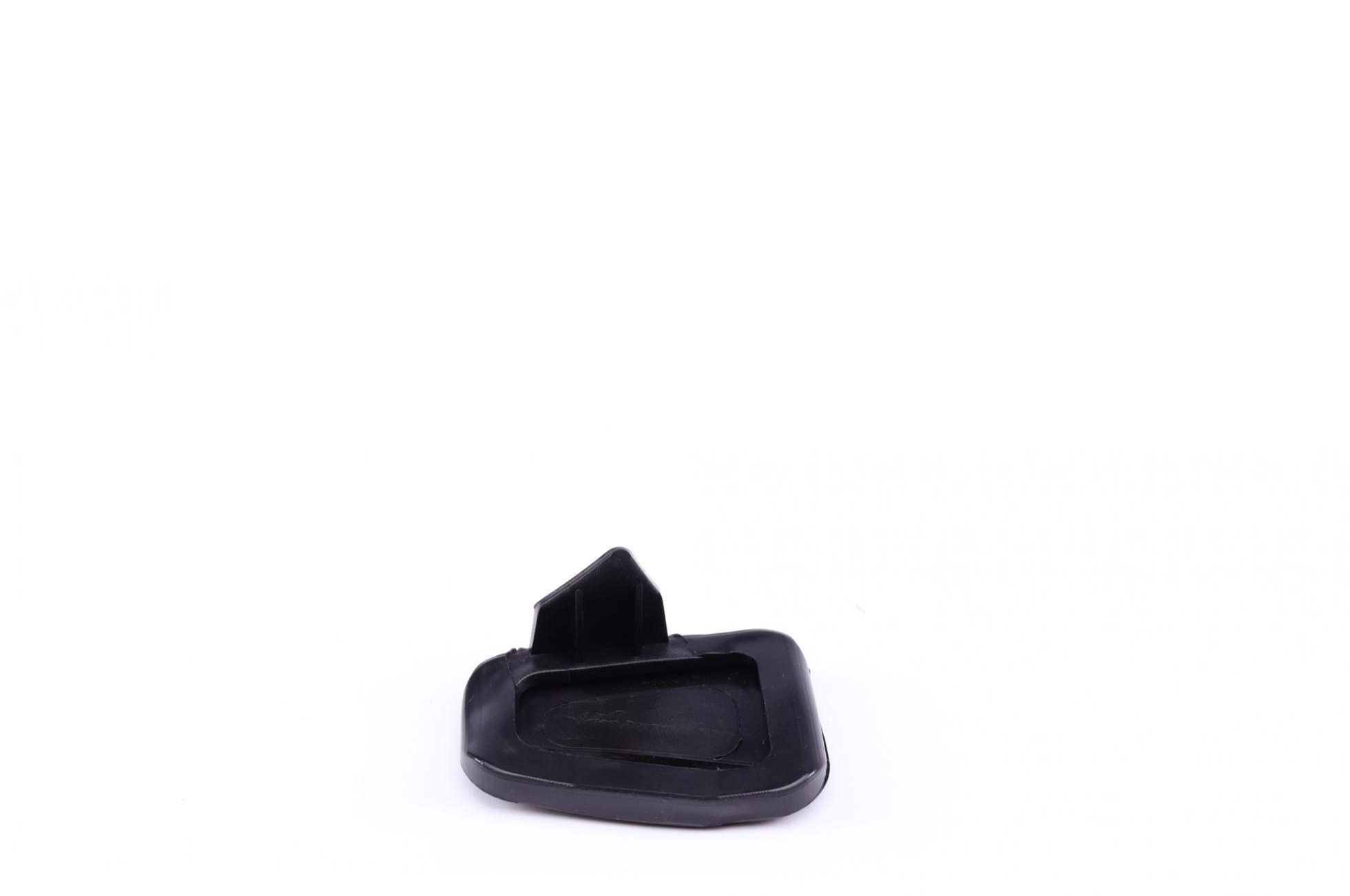 B76457 DP GROUP